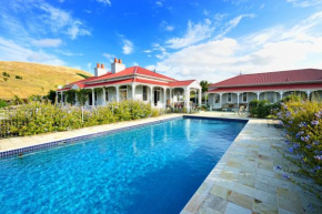 Cape South Estate - International award-winning country estate with Pacific views